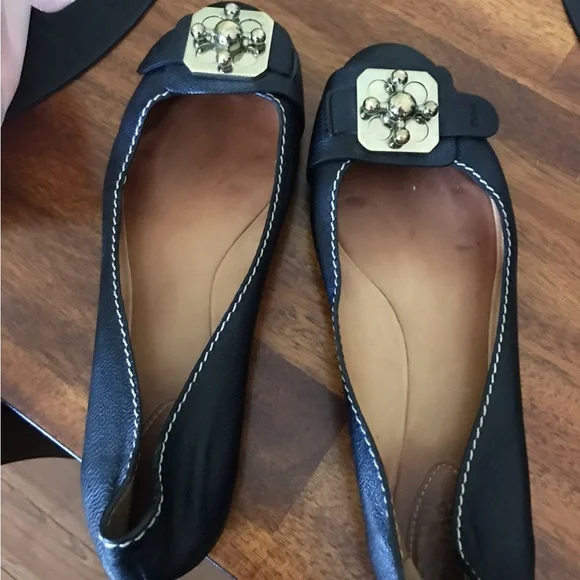 Chloe flats - Picture 1 of 2